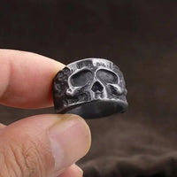 Anillo vikingo que desafía al destino Anillo vikingo que desafía al destino