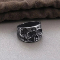 Anillo vikingo que desafía al destino Anillo vikingo que desafía al destino