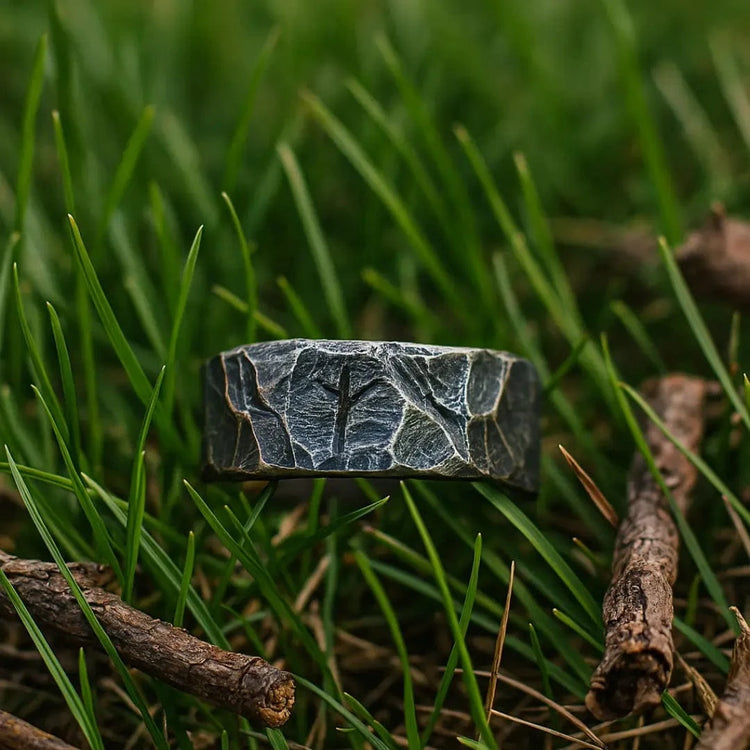 Anillo vikingo rúnico \"Destino heroico\" Anillo vikingo rúnico \"Destino heroico\"