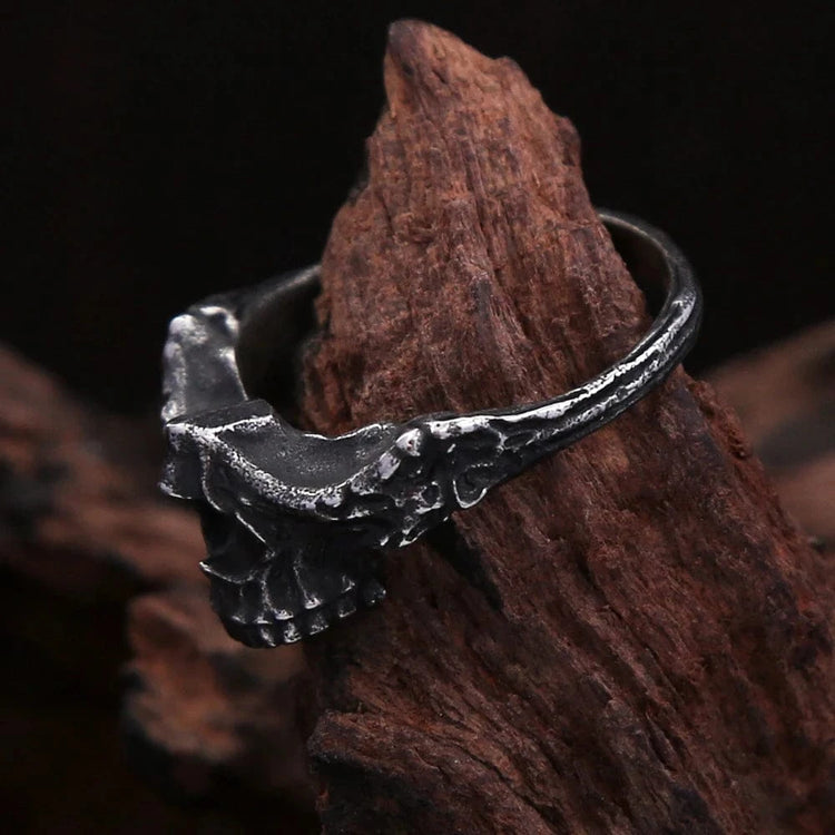 Anillo de calavera vikinga Anillo de calavera vikinga