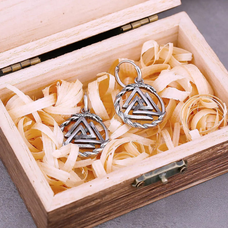 Pendientes Valknut de acero inoxidable Pendientes Valknut de acero inoxidable