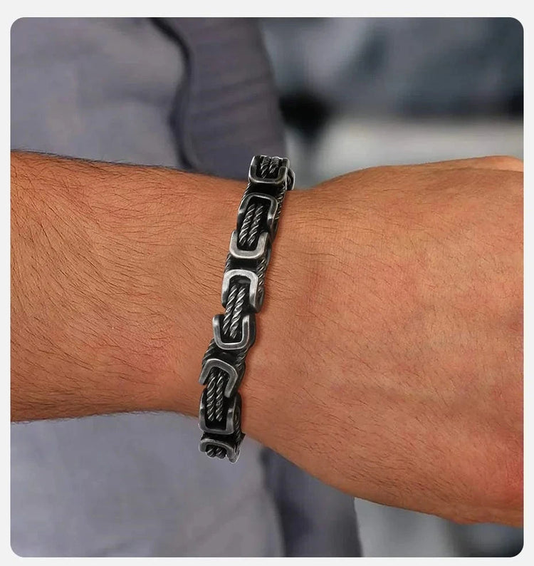 Pulsera vikinga trenzada de acero inoxidable Pulsera vikinga trenzada de acero inoxidable