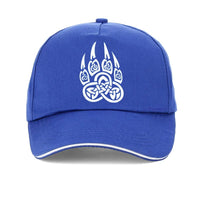 Gorro con pata de oso vikingo Gorro con pata de oso vikingo