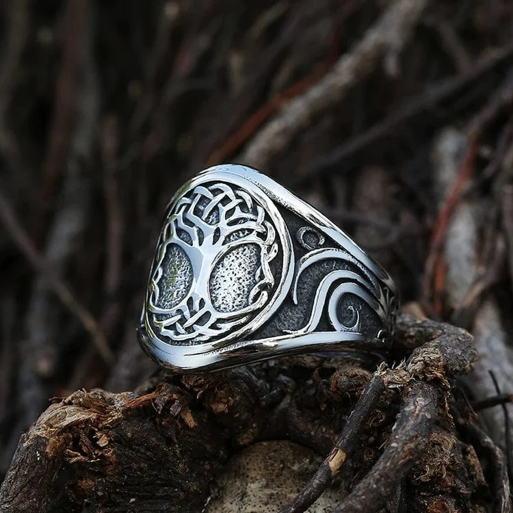 Anillo vikingo \"La Raíz de los nueve Mundos\" Anillo vikingo \"La Raíz de los nueve Mundos\"