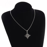 Collar \"Vida eterna\" Nudo celta de la Trinidad Collar \"Vida eterna\" Nudo celta de la Trinidad