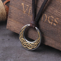 Collar Vikingo \"Beso de la Luna: Colgante Nudo Celta Collar Vikingo \"Beso de la Luna: Colgante Nudo Celta
