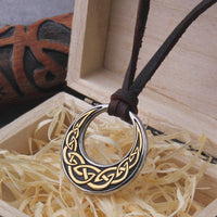 Collar Vikingo \"Beso de la Luna: Colgante Nudo Celta Collar Vikingo \"Beso de la Luna: Colgante Nudo Celta