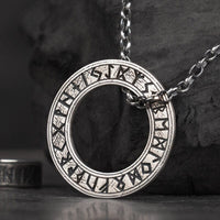 Collar Vikingo de Plata de Ley 925 - Círculo Rúnico Collar Vikingo de Plata de Ley 925 - Círculo Rúnico