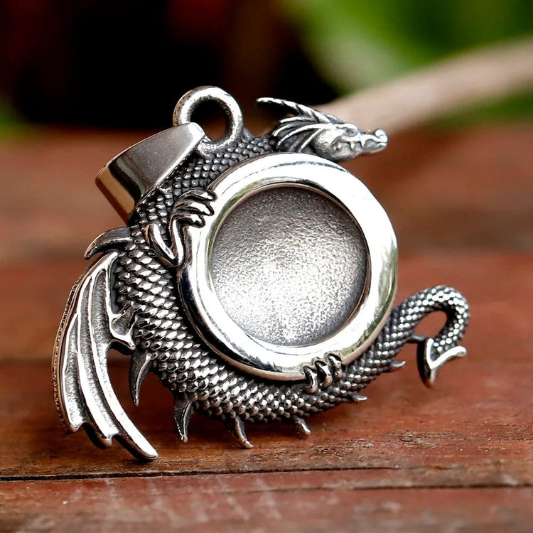 Collar vikingo, el protector de Yggdrasil Collar vikingo, el protector de Yggdrasil