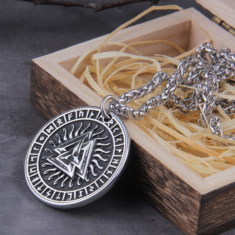 Collar Vikingo \"Colgante Sol Rúnico y Valknut Collar Vikingo \"Colgante Sol Rúnico y Valknut