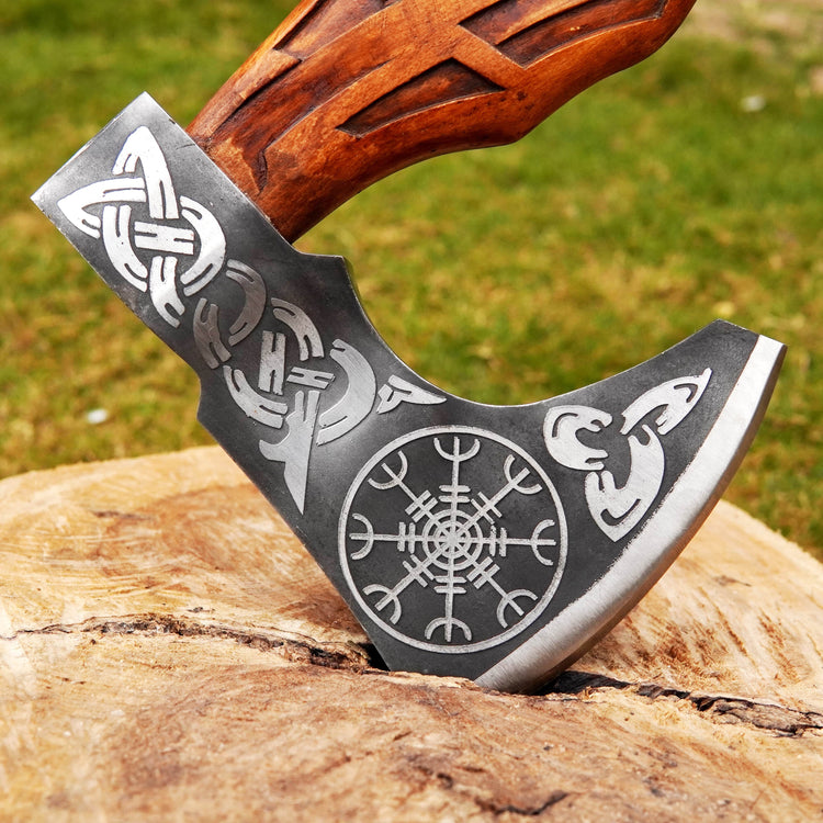 Hacha de guerrero vikingo - \"Colère d'Huginn et Muninn\" (Ira de Huginn y Muninn) Hacha de guerrero vikingo - \"Colère d'Huginn et Muninn\" (Ira de Huginn y Muninn)