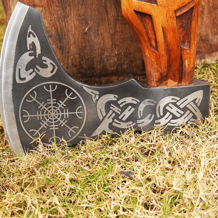 Hacha de guerrero vikingo - \"Colère d'Huginn et Muninn\" (Ira de Huginn y Muninn) Hacha de guerrero vikingo - \"Colère d'Huginn et Muninn\" (Ira de Huginn y Muninn)