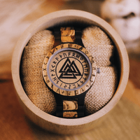 Reloj de madera Valknut - Odin's Hall Reloj de madera Valknut - Odin's Hall
