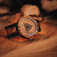 Reloj de madera Valknut - Odin's Hall Reloj de madera Valknut - Odin's Hall