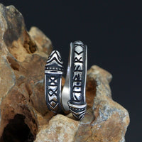 Anillo rúnico abierto Anillo rúnico abierto