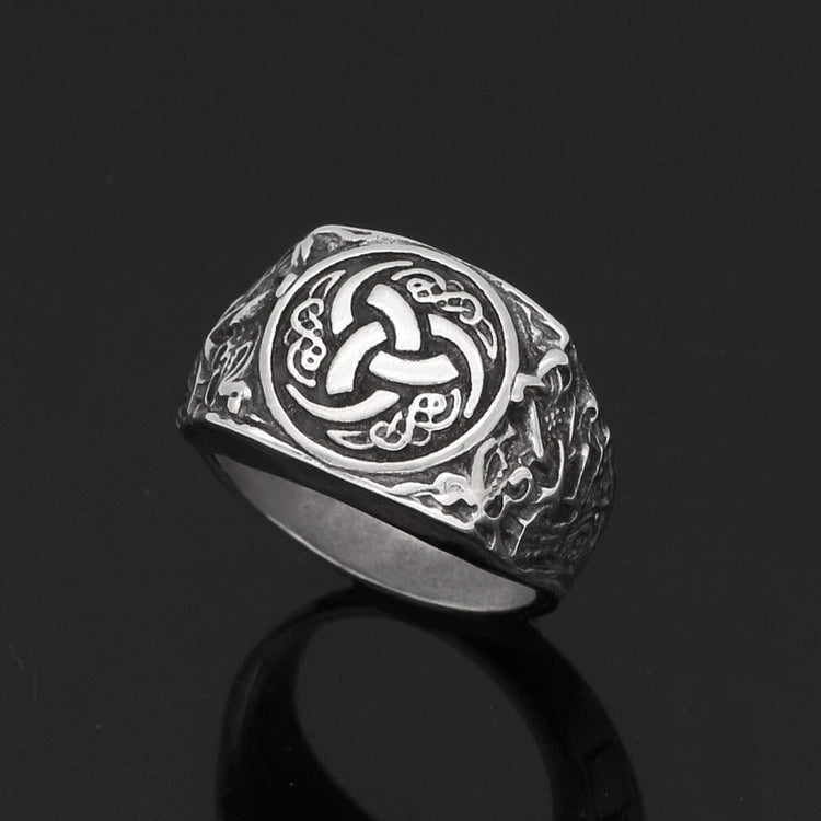 Anillo triple de cuerno de Odín Anillo triple de cuerno de Odín