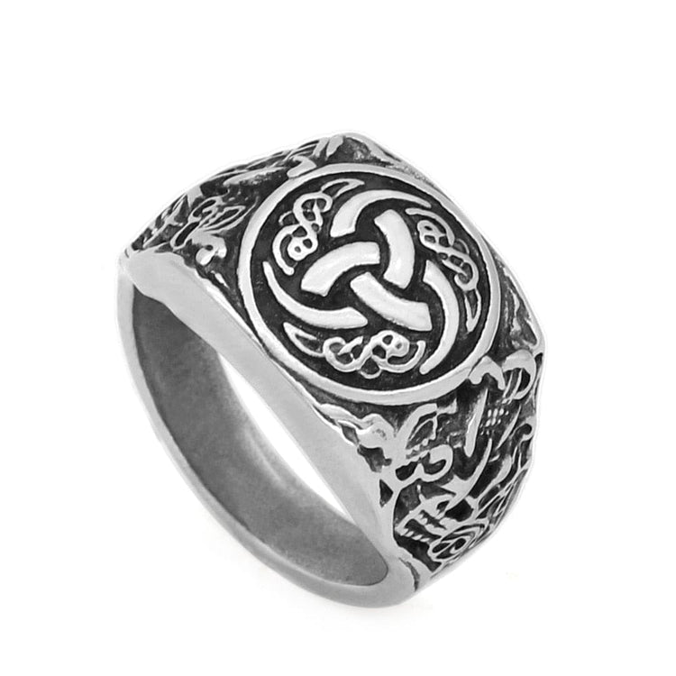 Anillo triple de cuerno de Odín Anillo triple de cuerno de Odín