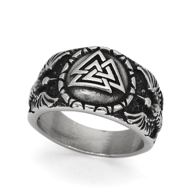 Anillo de Valknut usado por los cuervos de Odín Anillo de Valknut usado por los cuervos de Odín