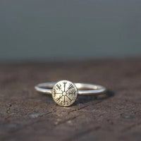 Anillo de guerrero de Vegvisir con escudo Anillo de guerrero de Vegvisir con escudo