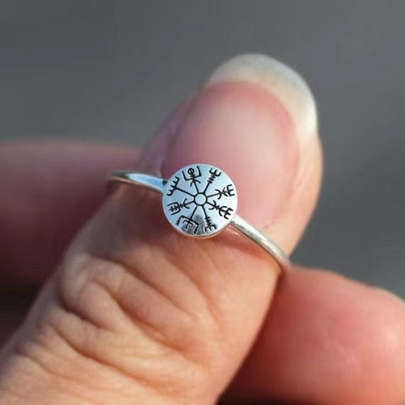 Anillo de guerrero de Vegvisir con escudo Anillo de guerrero de Vegvisir con escudo