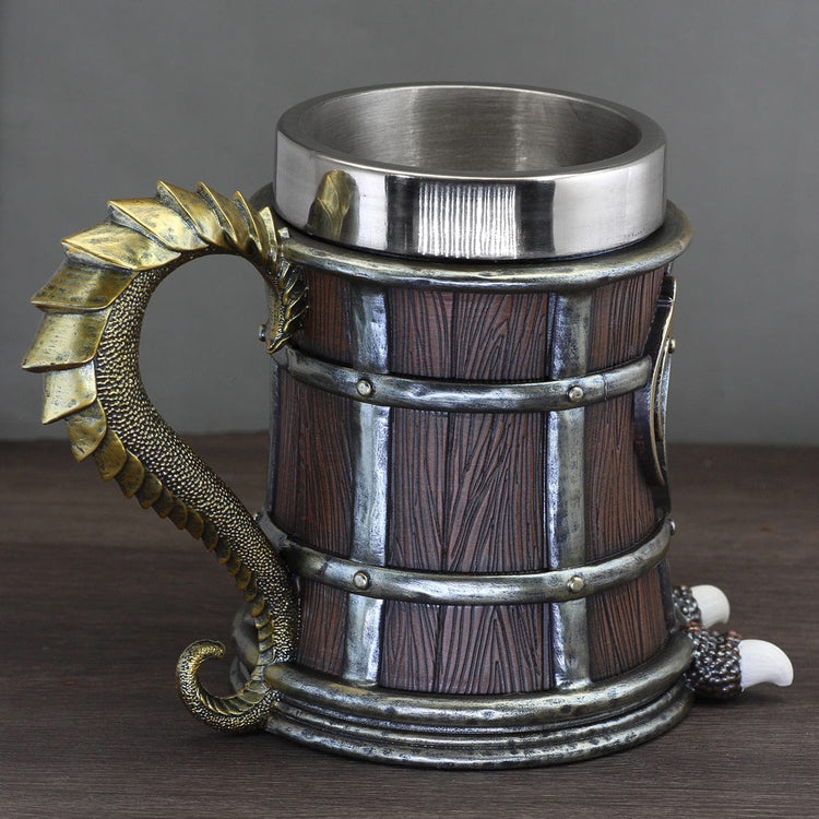 Taza vikinga \"All we need skal\" de resina Taza vikinga \"All we need skal\" de resina