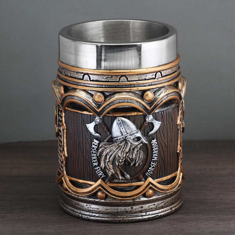 Taza vikinga \"Berserker Fury\" de resina Taza vikinga \"Berserker Fury\" de resina