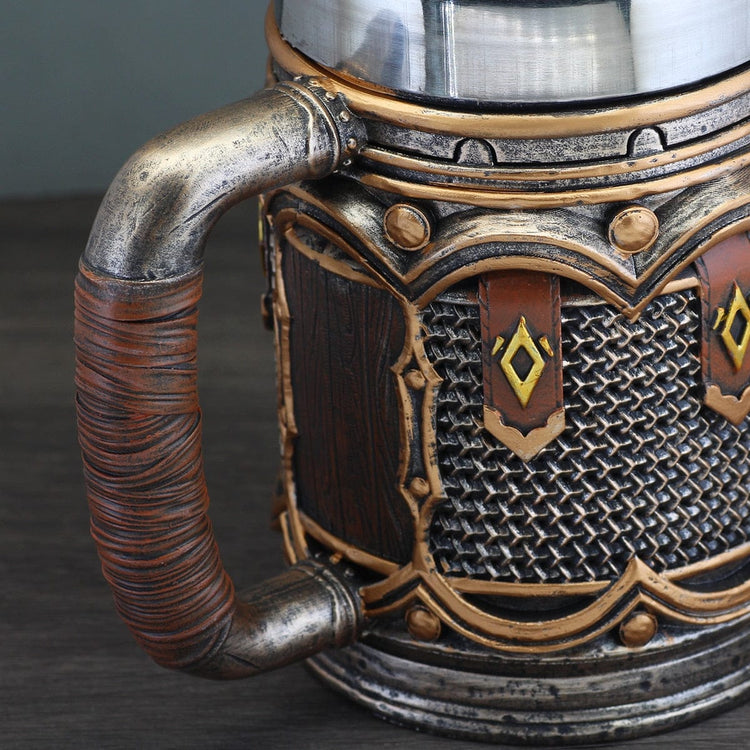 Taza vikinga \"Berserker Fury\" de resina Taza vikinga \"Berserker Fury\" de resina