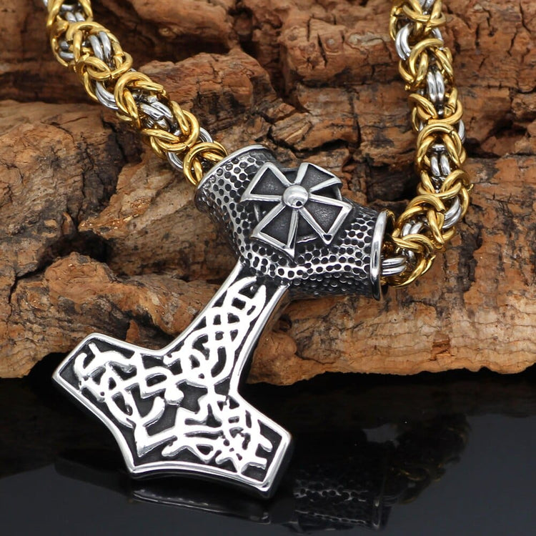Collar de valentía Mjolnir ornamentado Collar de valentía Mjolnir ornamentado