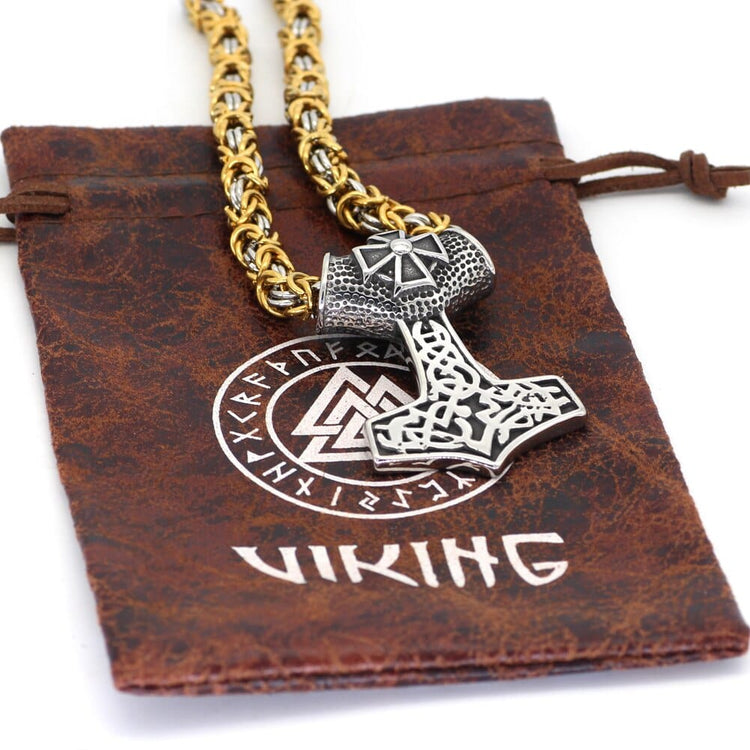 Collar de valentía Mjolnir ornamentado Collar de valentía Mjolnir ornamentado