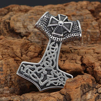 Collar de valentía Mjolnir ornamentado Collar de valentía Mjolnir ornamentado