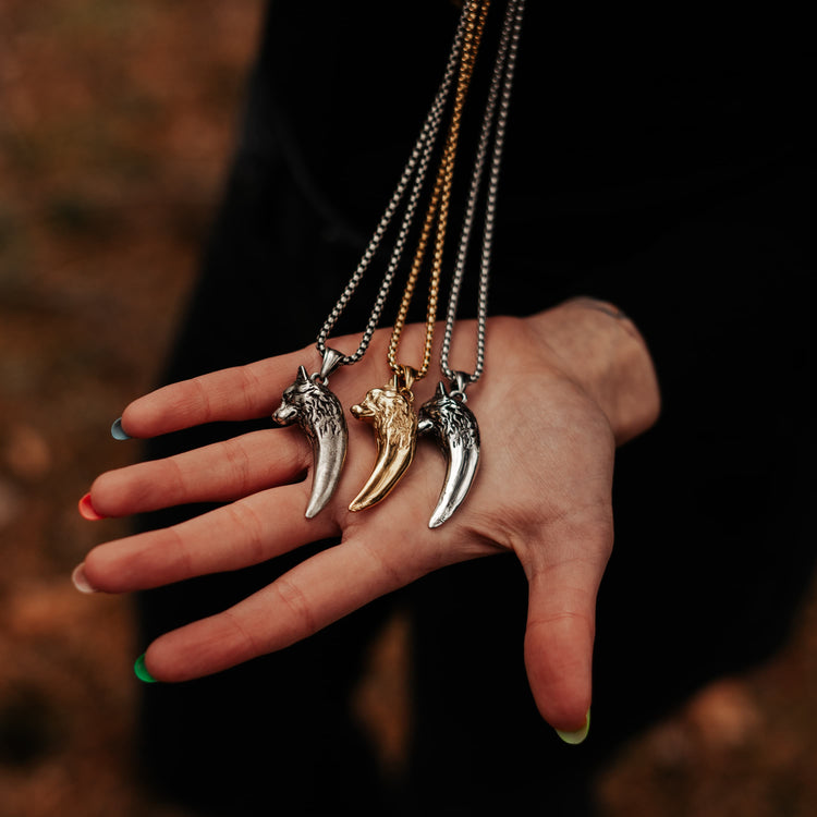 Collar del lobo \"Nunca te rindas\" Collar del lobo \"Nunca te rindas\"