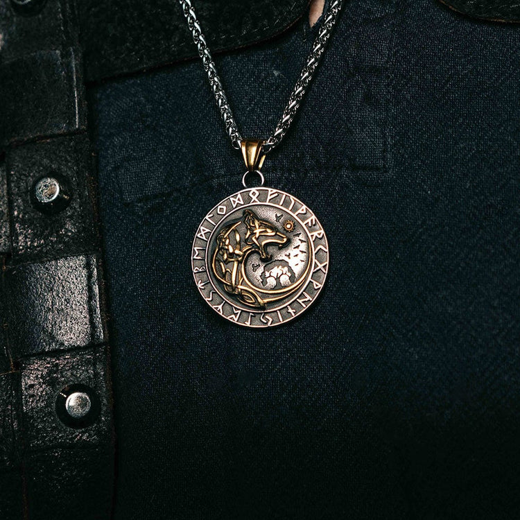 Collar de lobo dorado gigante - Fenrir Collar de lobo dorado gigante - Fenrir