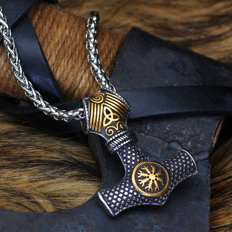Collar martillo de Thor con casco de terror - Vegvisir Collar martillo de Thor con casco de terror - Vegvisir