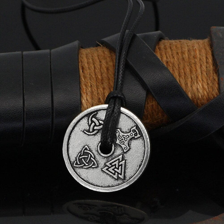 Collar rúnico Vegvisir Collar rúnico Vegvisir