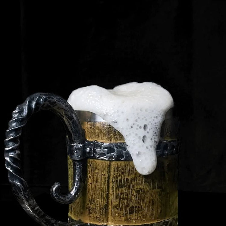 Taza grande de madera vikinga Taza grande de madera vikinga