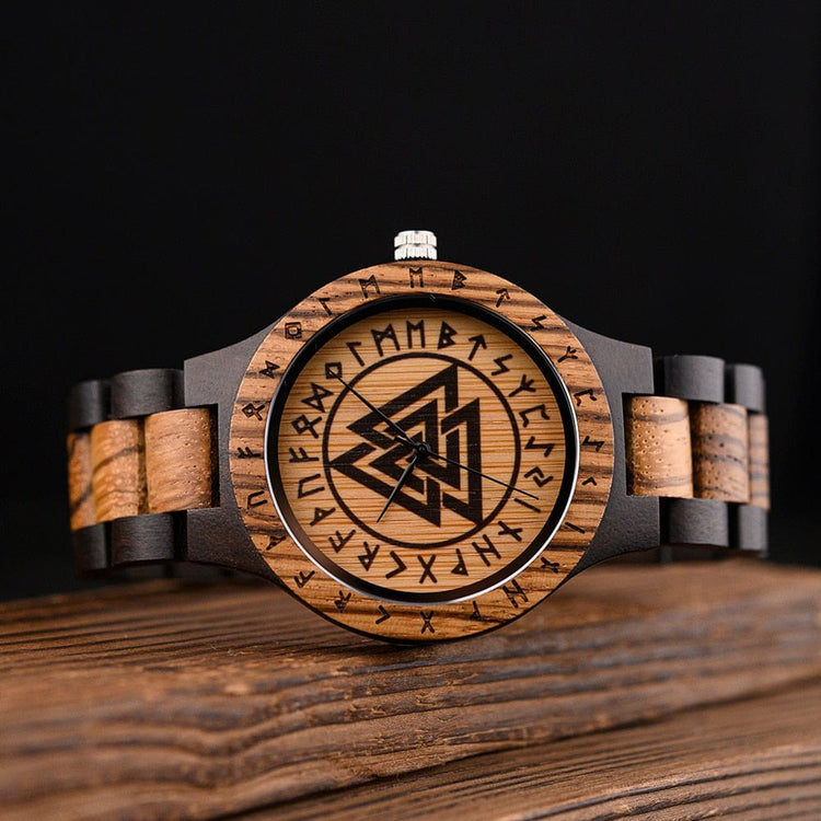 Reloj de madera Valknut - Odin's Hall Reloj de madera Valknut - Odin's Hall