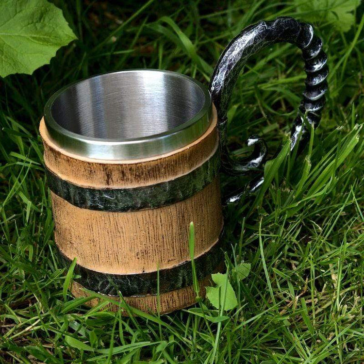 La taza de madera vikinga La taza de madera vikinga