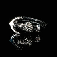 Pulsera de cuero con forma de calavera vikinga Pulsera de cuero con forma de calavera vikinga