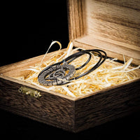 Collar vikingo variante del Triskel bretón Collar vikingo variante del Triskel bretón