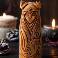 Estatua de madera de Sif Estatua de madera de Sif