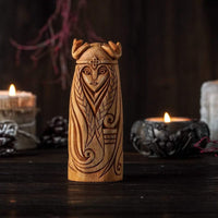 Estatua de madera de Sif Estatua de madera de Sif