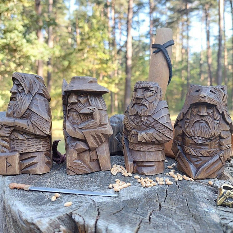 Estatuilla vikinga de madera de dioses nórdicos Estatuilla vikinga de madera de dioses nórdicos