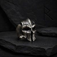 Anillo vikingo ajustable \"Casco Rey Harald\"