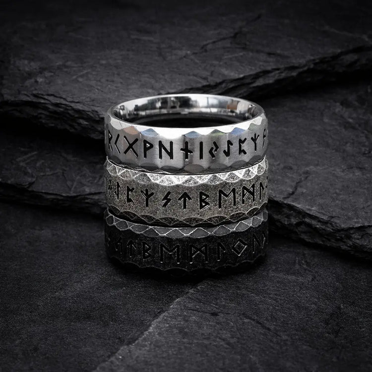 Anillo vikingo rúnico \"Sabiduría del héroe\"