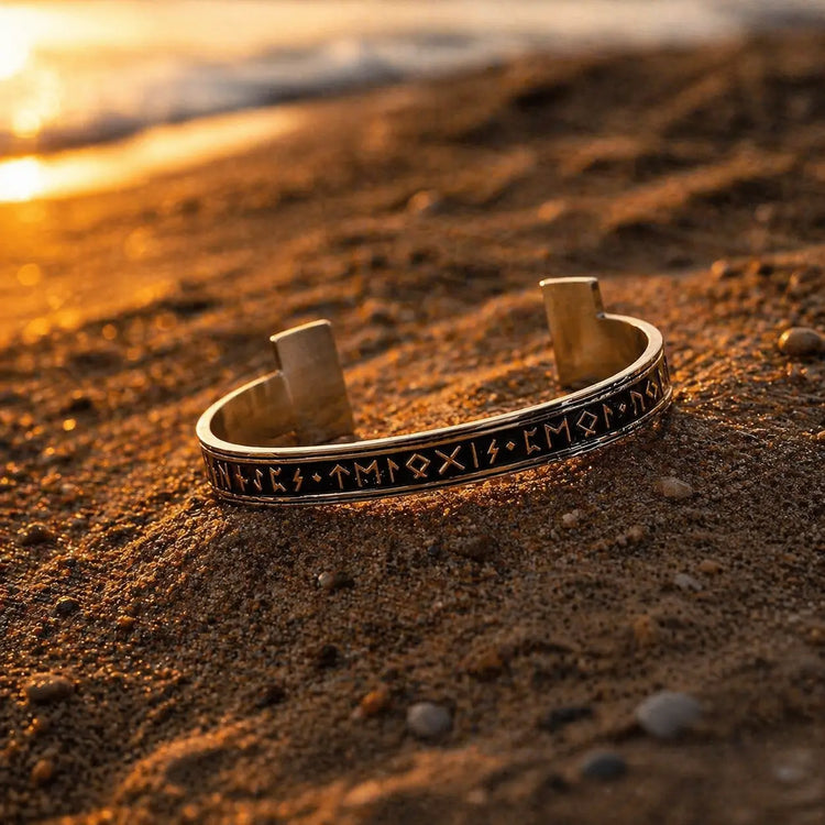 Brazalete rúnico incantatorio vikingo