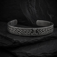 Pulsera vikinga portadora del Mjolnir