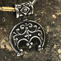 Collar de flores de iris nórdicos