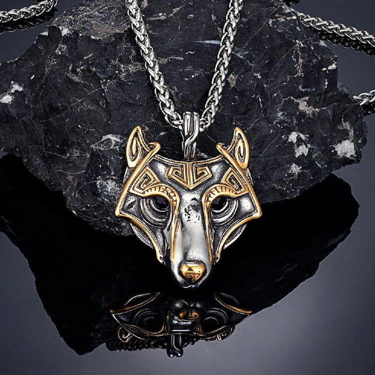 Collar de máscara de Fenrir dorada