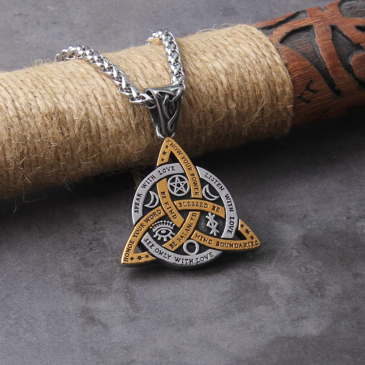 Collar Vikingo \"Triquetra Commandments Necklace