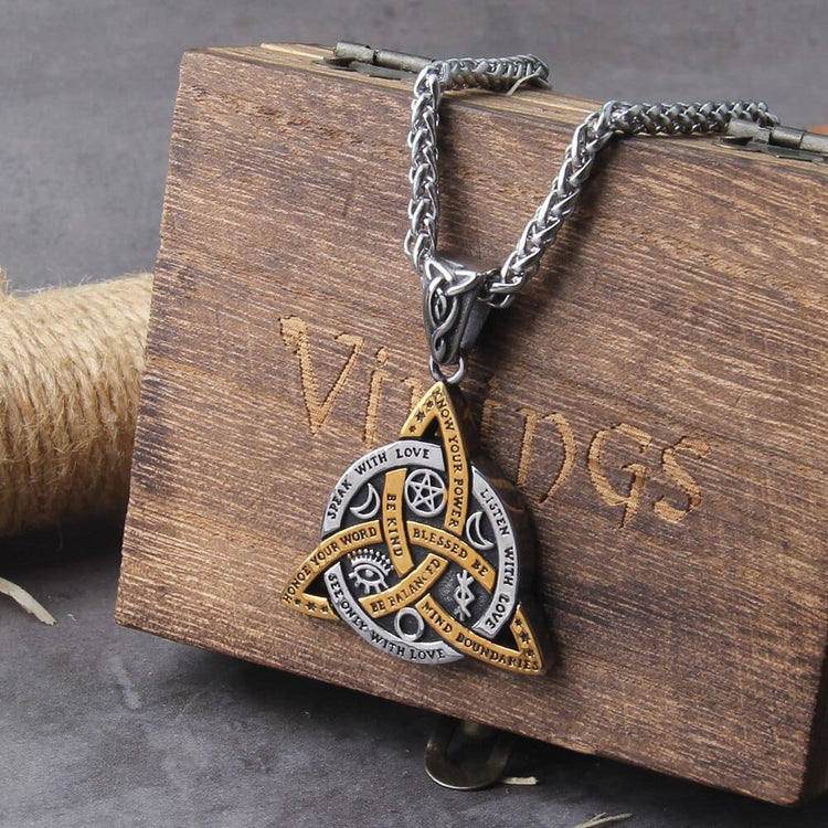 Collar Vikingo "Triquetra Commandments Necklace